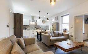 The Hadrian Apartment